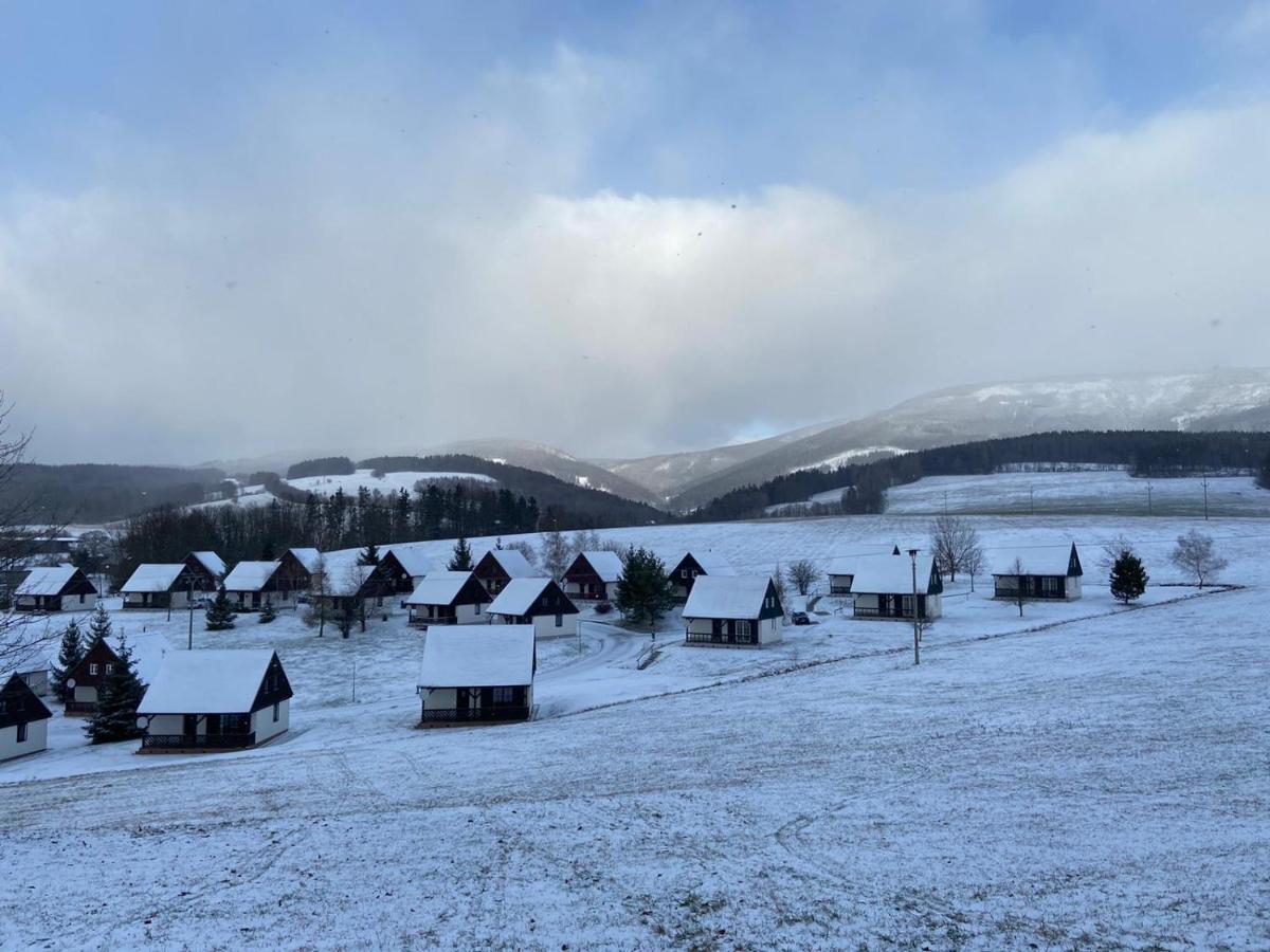 Vila 66 - Cista V Krkonosich แชร์นีดุล ภายนอก รูปภาพ