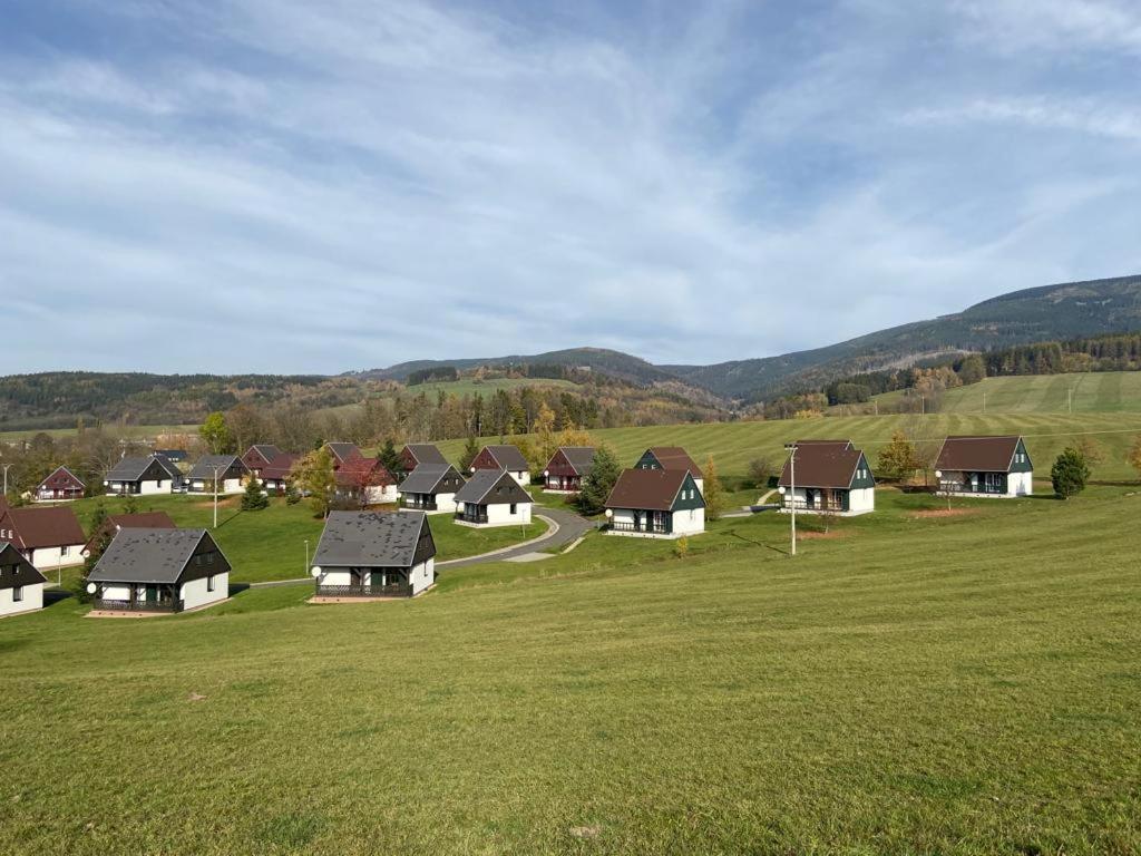 Vila 66 - Cista V Krkonosich แชร์นีดุล ภายนอก รูปภาพ